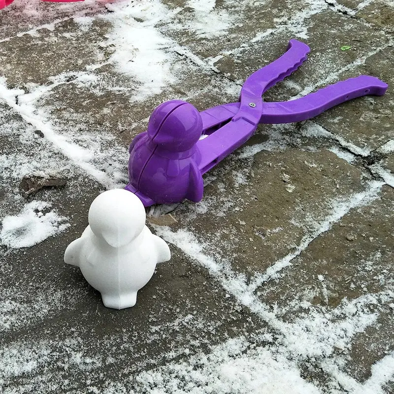 Penguin Shape Snowball Clip Maker Creative Snowballs for Kids Outdoor Snow ToysPink